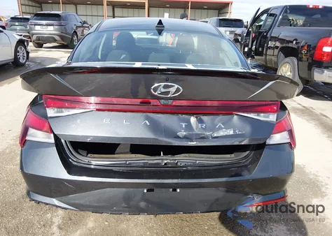 2022 Hyundai Elantra Sel z USA, uszkodzony, nr VIN 5NPLM4AG0NH070550